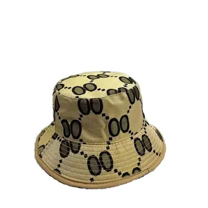 Fashion Designer Bucket Hat Summer Bob Designer Hat Men des femmes Femmes Toile pêcheur Luxury Fashion Beach Designer Hat Sélection multicolore