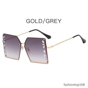 Diseñador de moda puede gafas de sol de montura pequeña ovaladas de metal para hombres y mujeres gafas de sol de fotografía callejera al aire libre para conductores gafas de sol de negocios