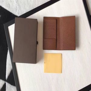 Diseñador de moda embrague embrague billetera de pasaporte de cuero genuino con caja 601813041