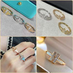 Modeontwerper dubbele T diamanten emaille ringen S925 sterling zilveren sieraden T dubbele ring voor dames vrouwelijk 18k rosé goud wit Fritillaria verstelbare ring sieraden