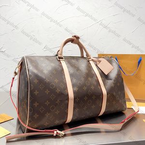 Designer de mode Duffel Bags Hommes Femmes Sports de plein air Voyage Bagages Lady Luxury Bag Carry On Bags Grande capacité Keepalls Sacs à main 50cm