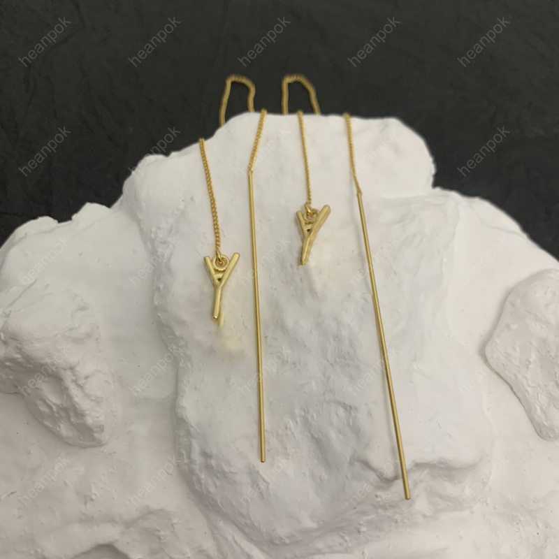 Fashion Designer Earrings for Women Jewelry Gold Letter Earings Pendants Hoop Earring Womens Designers Stud Earrings Engagement Ear Studs 22022402R