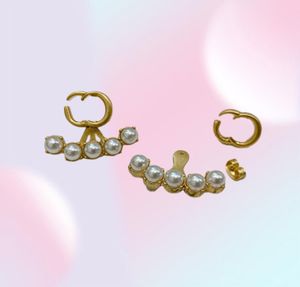 Boucles d'oreilles créatrices de mode pour femmes boucles d'oreilles étalons de bijoux en perles lettres dorées boucles d'oreille à oreille diomond bac à oreilles de mariage charme 22012555810