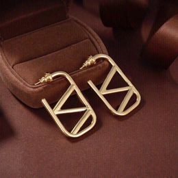 Diseñador de moda Pendientes Marca Studs Para Mujeres Gold Hoop Huggie Earring Diseñadores de lujo Joyas 5A Charm V Hombres Pendientes Accesorios de boda