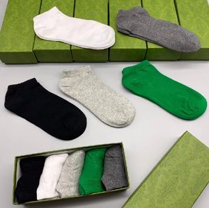 Modeontwerper G Letter Ankle Socks Mens Dames Cotton Sports Sock Summer Sweat-Absorbent Dodorant Boat Socks with Gift Box