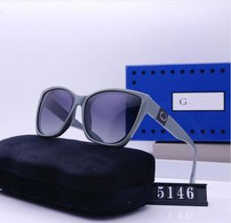Diseñador de moda GGCCC Gafas de sol para hombres y mujeres, gafas sencillos diarias de metal de metal Reconocimiento de óptica académica estricta 5136 5146 Actriz sobresaliente