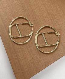 Modedesigner Gold Hoop Ohrringe für Frauen Liebhaber Ehepaar Geschenk Damen Hochzeiten Geschenke Schmuck mit Schachtel NRJ8103528
