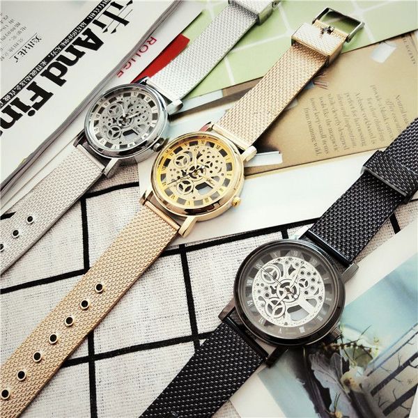 Diseñador de moda Han Bian Yuan Sufeng exo reloj tendencia masculina personalidad ahuecada simple reloj de pareja
