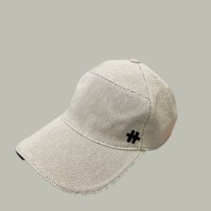 Modeontwerper hoed dames honkbal pet klein borduurwerk drie kleuren beschikbare casual heren eerste keuze