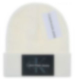 Chapeaux de créateurs de mode Marque American CK Bonnets Bonnet pour hommes et femmes Automne / hiver Chapeau en tricot thermique Bonnet de marque de ski Bonnet à carreaux Chapeau de crâne Chapeau chaud A10