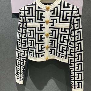 Modeontwerper high-end trui geometrisch patroon Medusa zoet en elegant vest met lange mouwen met één borsten contrasterende knop zacht gebreide trui jas