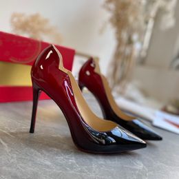 Modeontwerper Hoge kwaliteit dames rode hak Hoge hakken Luxe leren zolen sandalen fijne hakken ingelegd rhindiamond AAA pantoffels 1-12cm Etentje schoenen H1067