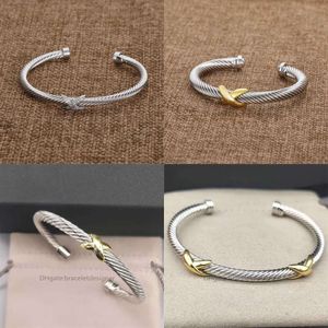 Bijoux de mode Bijoux Twisted X Bracelet Gold Charm Sliver Sterling Sier Bracelets Traided Cross Bangle Diamond Zircon Birthday Gift Fomen S Women S