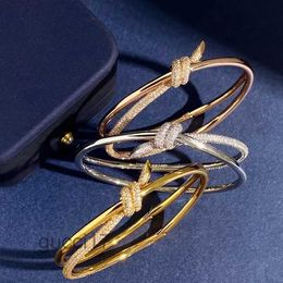 Bracelet de créateur de mode pour femmes, or, acier inoxydable, couple lisse, diamant, bijoux de luxe, saint-valentin, O5RX