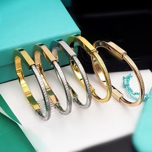 Bracelets en diamant en forme de mode U-Shape 925 Silver Rose Gol Top Quality Indexless Steel Lock U Half Diamonds Bangle Bracelets For Women Luxury Jewelry Gift