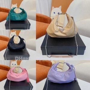 Diseñador de moda bollos de dumpling de lujo bolsos de hombro al por mayor nylon lindo bolso de bolso clásico 2024 alta capacidad para mujer