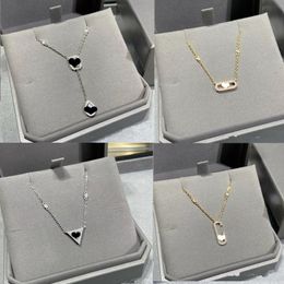 Créateur de mode de luxe unique trois diamants pendentif coulissant collier romantique série M collier asymétrique classique 925 bijoux en or rose cadeau d'amant de mariage