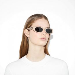 Des lunettes de soleil de créateur de mode Hommes et femmes conçus par le créateur de mode GG1660S Texture complète Super Good UV400 rétro Full Fild Sunglasses avec des lunettes