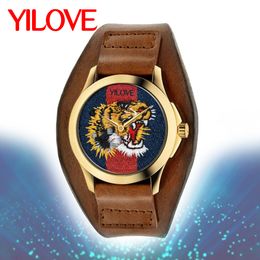 Diseñador de moda Reloj de negocios para hombres Abeja Serpiente Tigre Patrón Tela de nylon Cinturón Reloj Movimiento Cuarzo Pareja Diseño superior Bonito reloj de pulsera