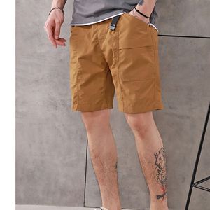 Créateur de mode pour hommes shorts de cargaison côté poches multiples pantalons décontractés mâles mâles extérieurs hommes de sport
