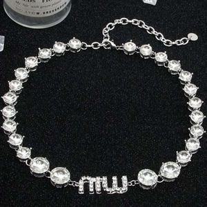 Modeontwerper Miu Grote Diamanten Ketting voor dames Hoge kwaliteit Volledige Diamond Party Roestvrij stalen sleutelbeenketting Jurk Ketting Accessoires Sieraden cadeau