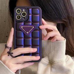 modeontwerper telefoonhoesjes voor iphone 15 14 13 12 11 pro max 15pro 14pro 14plus 13pro klassieke letter mobiele achterkant zwart effen kleur beschermende mobiele beschermhoes