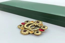 Broches de créateur de mode pour femmes, pierres précieuses colorées, bijoux de fête de luxe, 2628351