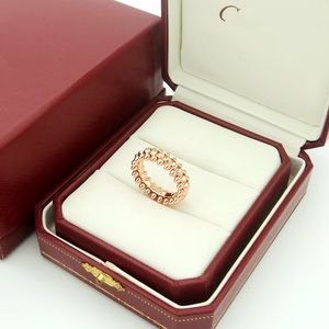 Bague de créateur de mode pour femmes bagues de couple de marque classique avec bagues en diamant bagues de fiançailles bagues de mariage à la mode cadeaux de vacances personnalisés personnalisés