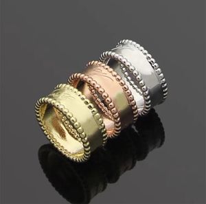 Modeontwerper Ring Love Ring Fashion Charm Signature Clover Ring Hoogwaardige roestvrijstalen designer sieraden Designer Ring Groothandel