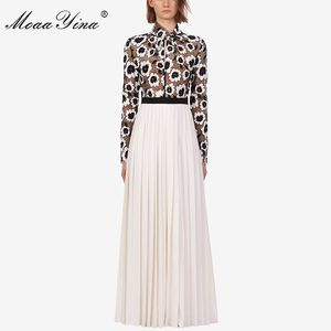 Fashion Designer piste robe automne femmes robe col roulé à manches longues Floral évider Patchwork Maxi robes 210524