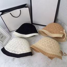 Modeontwerper Zomer Emmer Hoeden Holle Geweven Cap voor Vrouwen Strand Vakantie Accessoires Zomer Zonnehoed 26812