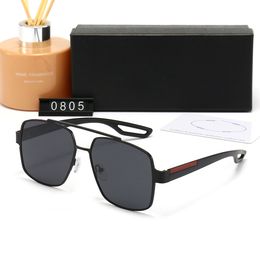 Fashion Designer'sSunglasses Klassieke Brillen Goggle Outdoor Strand Zonnebril Voor Man Vrouw 12 Kleur Optioneel Driehoekige handtekening