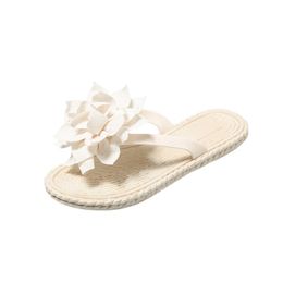 Modeontwerper Zomer Damesslippers voor bloem Glijbaanvormige slippers Antislip Zachte zolen Strandvakanties Sandalen Platte damesslippers Buiten 22 s s