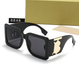 Modeontwerper zonnebril merk voor mannen en vrouwen Kleine geperste frame ovale bril Luxe Premium UV 400 gepolariseerde zonnebril