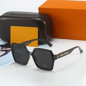 Modeontwerper zonnebrillen klassieke bril met bril goggle outdoor strand zonnebril voor man vrouw 7 Color optioneel aaaaa11