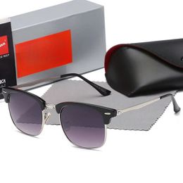 Modedesigner-Sonnenbrille für Männer und Frauen, luxuriöse PC-Rahmen-Sonnenbrille, klassisches Adumbral-Brillenzubehör, XHDUDR