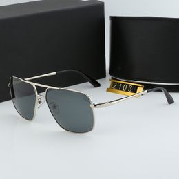 Lunettes de soleil de créateur de mode lunettes de soleil de luxe lunettes de plage lunettes de soleil pour homme femme 7 couleurs lunettes en option avec boîte