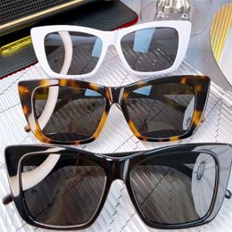 Gafas de sol de diseñador de moda para mujer, lentes de ojo de gato, multicolor, de moda, occhiali da sole, polarizadas, protección UV, gafas de sol de gran tamaño para hombre PJ020 B4