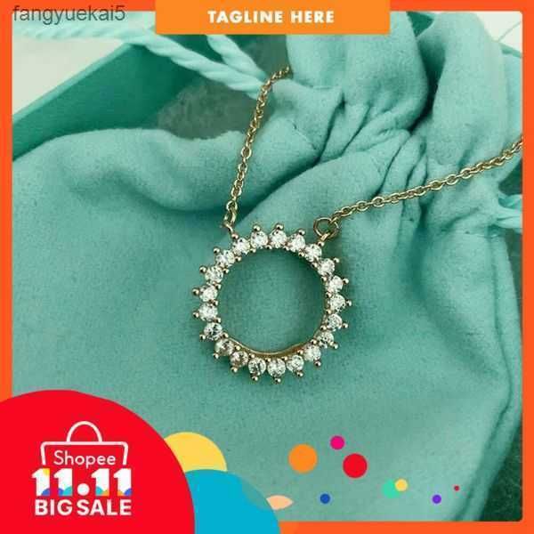 Designer de moda tiff ring top T home S925 prata esterlina simples temperamento girassol zircão colar feminino novo estilo de moda redondo clavícula pingente de corrente 1JOP