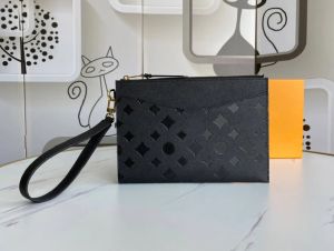 Modeontwerper Wallets Luxury Brazza Purse Heren Dames Clutch Bags Highs Quality Bloembrief Munt Portemonents Lange kaarthouders met originele doos Dust Bag 68705