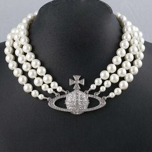 Collier de la planète de l'impératrice douairière occidentale de créateur de mode avec trois couches de perles, chaîne de collier Saturne pleine de diamants pour femmes, bijoux en acier inoxydable, cadeau