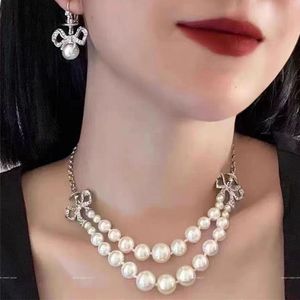 Créateur de mode Western Empress Empérator Dowager's Planet Collier Calliers de perle Chaîne de collier Saturne en diamant complet pour femmes Gift en acier en acier inoxydable cadeau