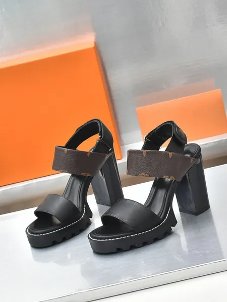 Designer de mode femmes sandales talon épais lettre imprimée dame de luxe sandale noir marron bal soirée chaussure pour femme avec boîte