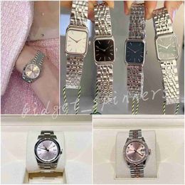 Diseñador de moda Relojes de mujer Relojes de color rosa con diamantes Registro diario Relojes de moda
