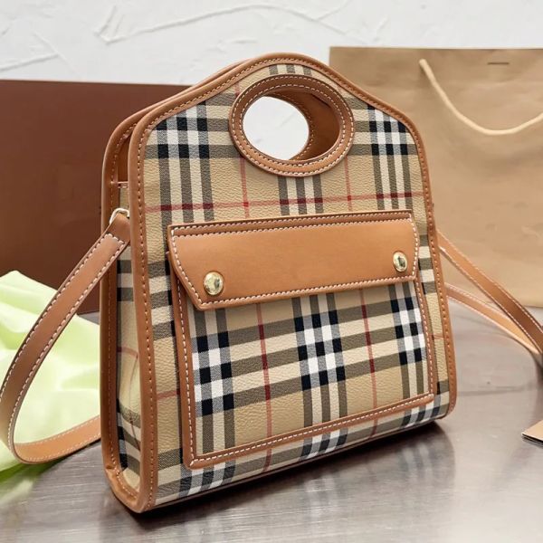 Fashion Designers Hands Hands Messenger Sac Contrôle Style Plain Letter Lady Purse Pours Tartan Sacs d'épalage en cuir Patchwork Pootwork Pocket Pocket Bags Famous Brand Sacs