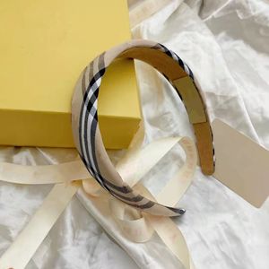 Modeontwerpers dames hoofdbanden hoogwaardige meisjes haaraccessoires brede band plaid gemengde kleuren hoofdband ontwerper