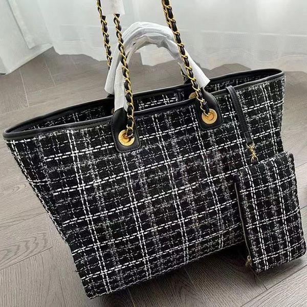 Diseñadores de moda Mujeres The Totes Bolsas Luxurys Lady Bolsas de hombro Alta calidad Nylon Canvas Bolsa de playa Bolsos Clásicos Letras bordadas Tote Cadena Monederos