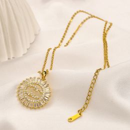 Mode diamant or femmes bijoux lettre Designer marque tour de cou cadeau de fête de mariage amour collier printemps nouveau