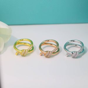 Fashion Diamond Rings Designer 18K Gold Ploated Women Classic Style Ladies Rope Jewelry Valentijnsdag cadeau