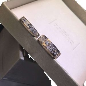 Fashion Diamond Steel Full Sier Love Ring Mannen en Vrouwen Rose Gouden Ringen voor Liefhebbers Paar Sieraden Cadeau